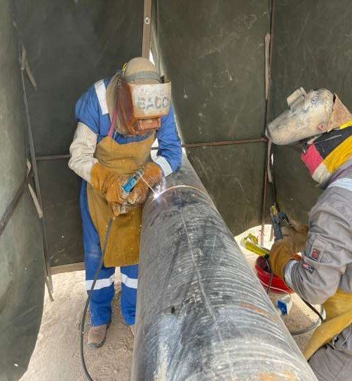 Pipeline welding by Green Fields crews in Iraq
